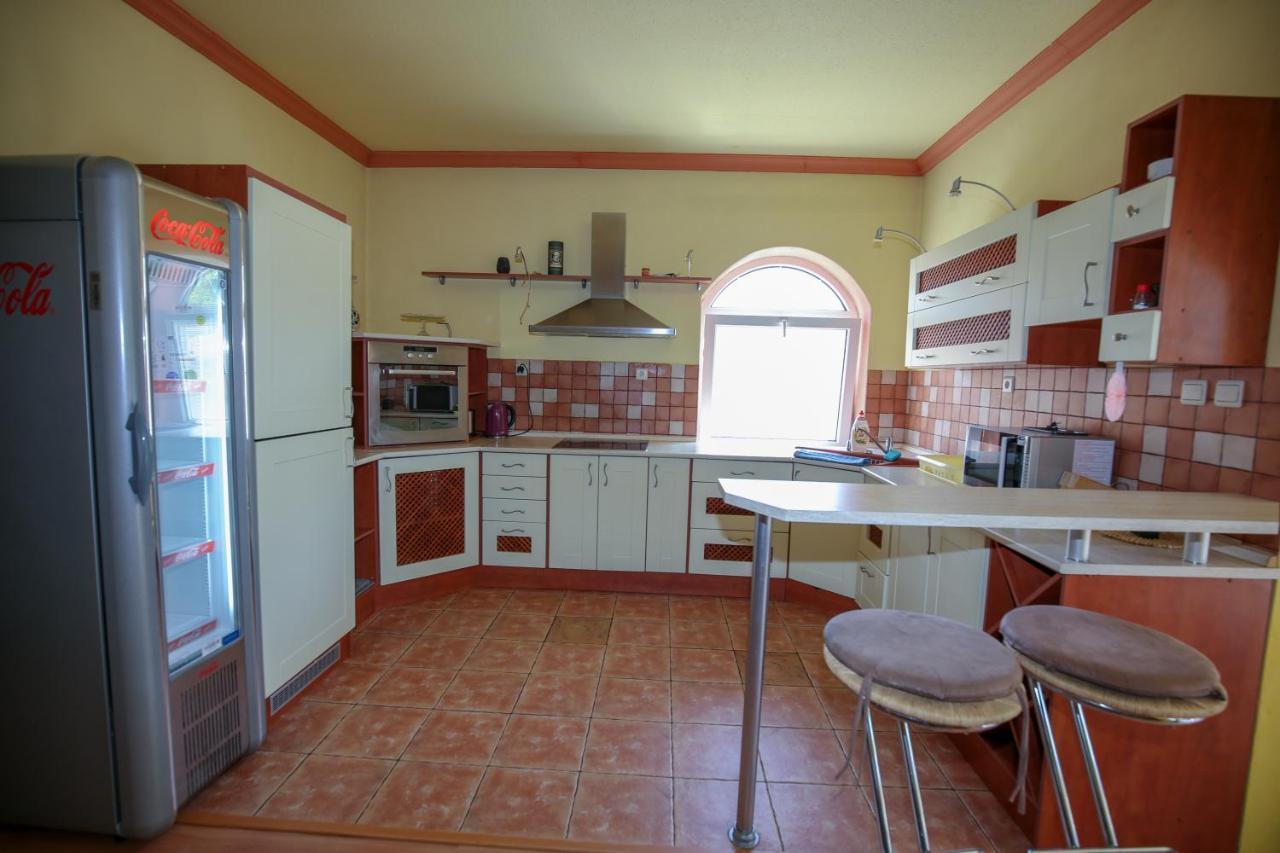 Villa Ametyst Štúrovo Εξωτερικό φωτογραφία
